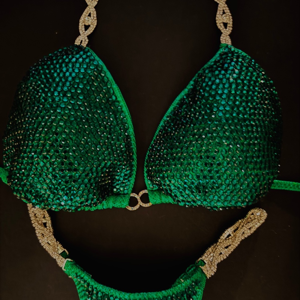 NEW NPC NANBF OCB Bikini. Size C top